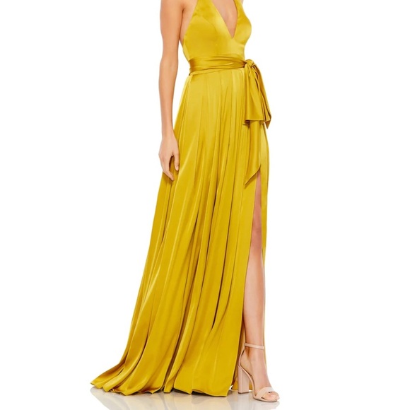 (80) BNWT MAC DUGGAL CHARMEUSE HALTER STRAP SOFT TIE WAIST GOWN #26531 - Picture 4 of 12